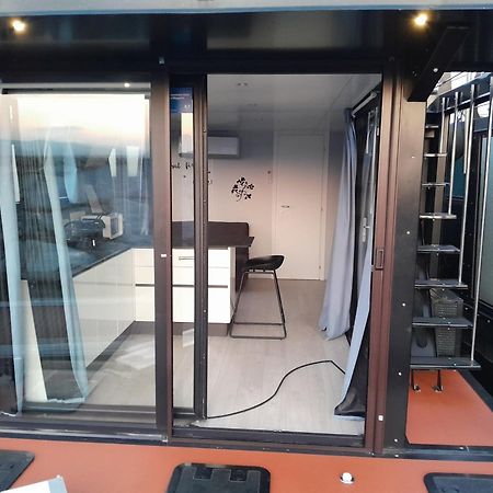 Floating Experience Black Pearl, Lago Maggiore Dormelletto Exterior foto